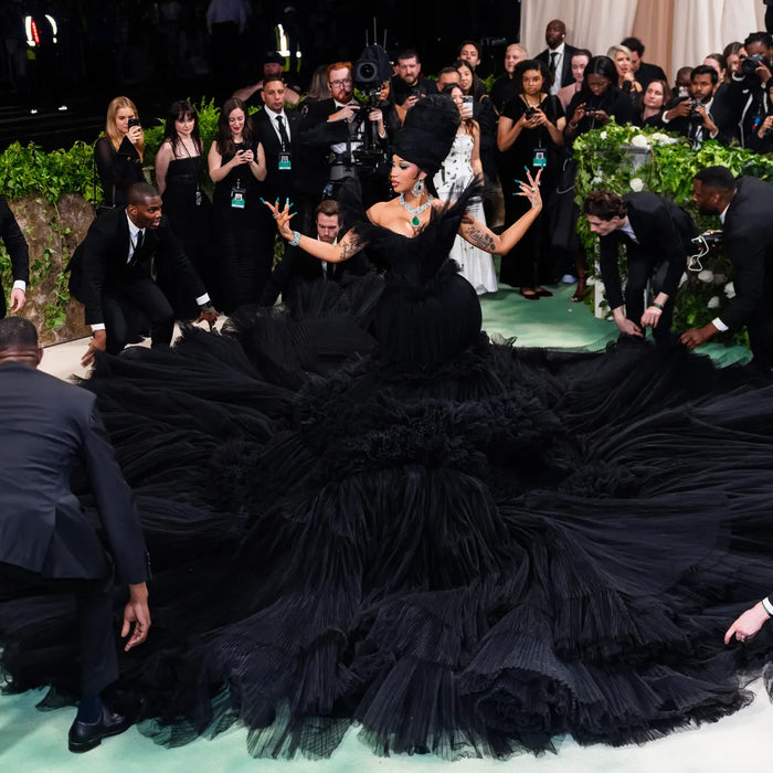 Our Fave Gothic Flavoured Looks From Met Gala 2024