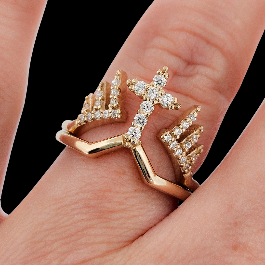 Collection of Mont-Royal Ring - Gold and Diamonds Engagement Ring in a gallery layout