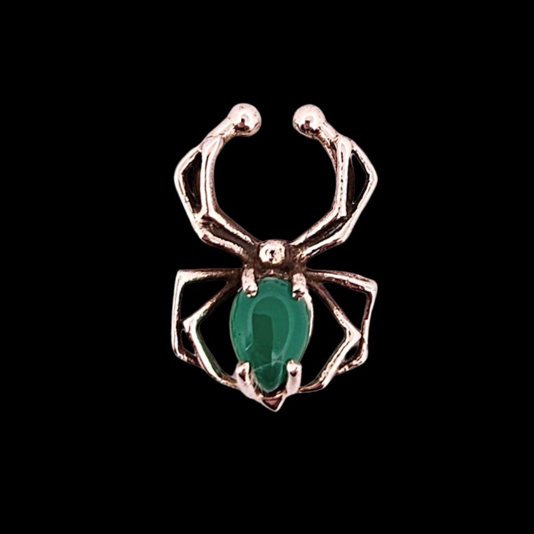 Collection of Piercing du septum en forme d'araignée en onyx vert in a gallery layout