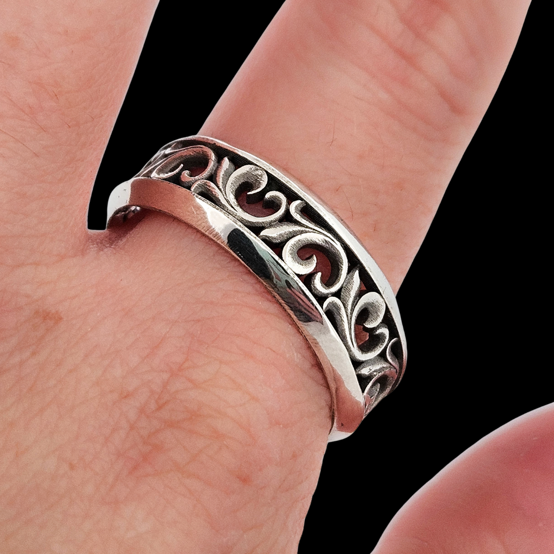 Collection of Inchoo Bijoux in a gallery layout