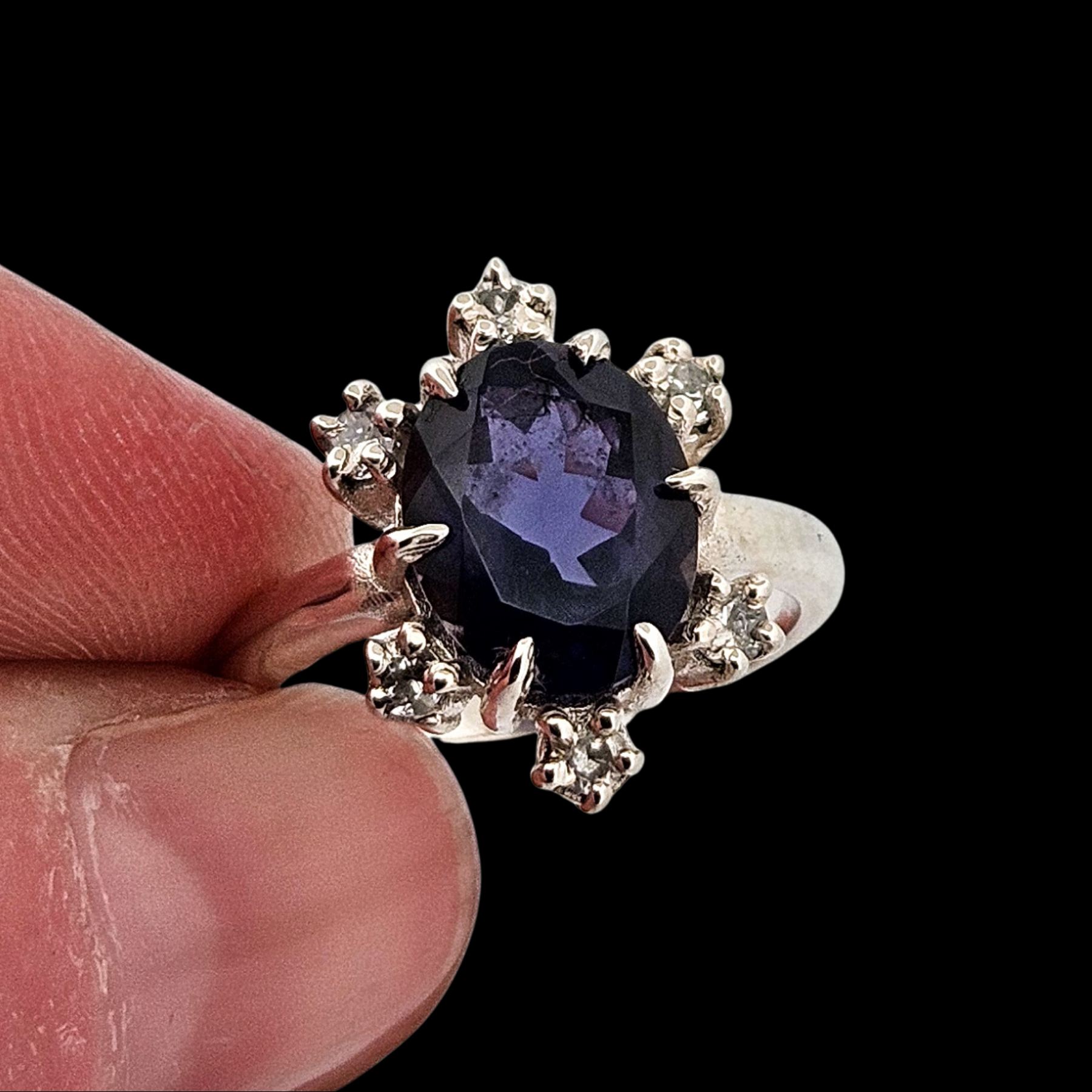 Collection of Celestial Glow Blue Sapphire Ring - Sterling Silver - Inchoo Bijoux in a gallery layout