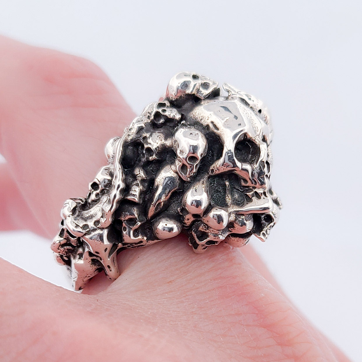 Collection of Catacombes Skull Signet Ring - Unisex in a gallery layout