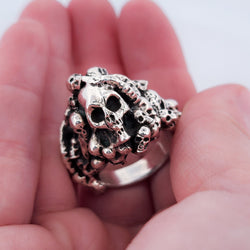 Collection of Catacombes Skull Signet Ring - Unisex in a gallery layout