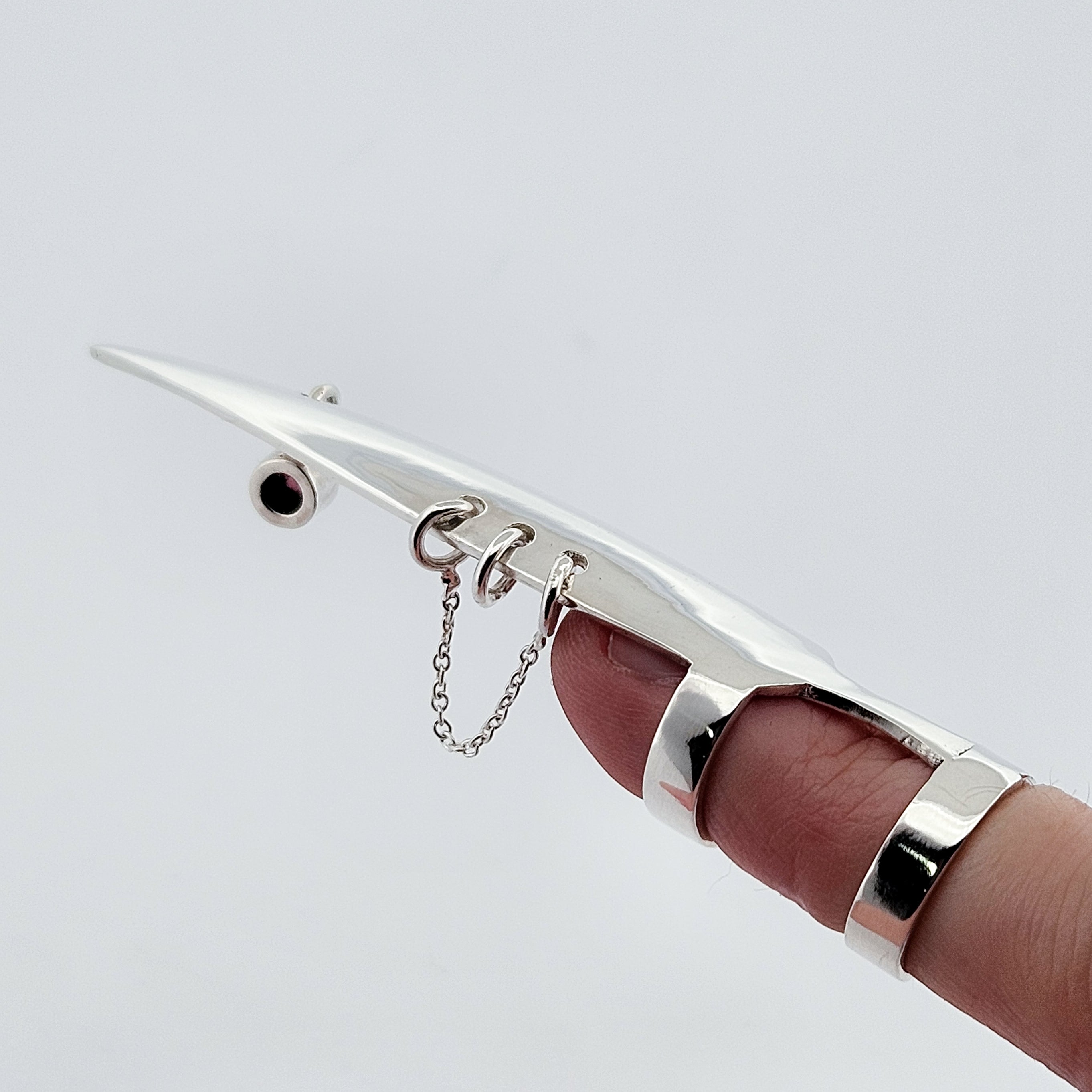 Oversized Dangling Garnet and Chain Claw - Fake Nail Ring