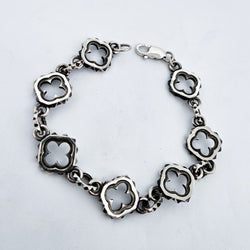 Collection of Unisex Quatre foils Bracelet Sterling Silver in a gallery layout