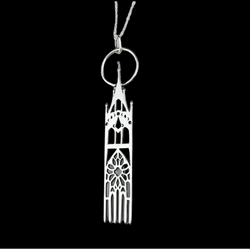 Collection of Pendentif cathédrale de la déesse de la lune en argent in a gallery layout