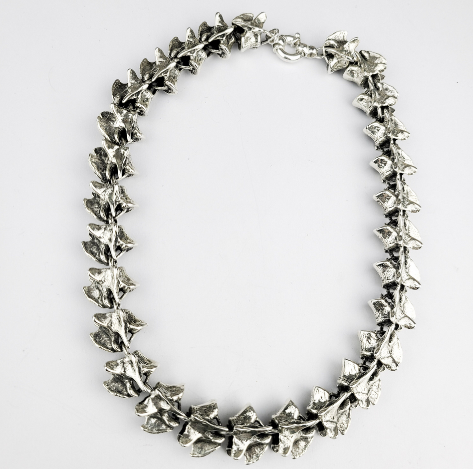 Collection of Massive 12mm Spine Necklace, Vertebrae Chain - Inchoo Bijoux in a gallery layout