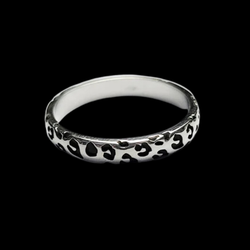 Collection of 3mm Thin Leopard Print Ring in a gallery layout