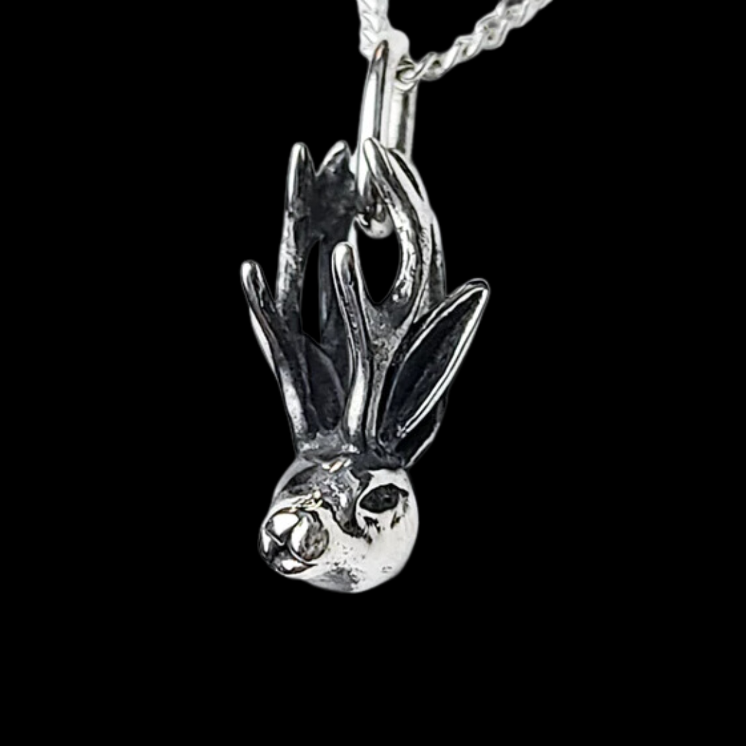 Collection of Pendentif Jackalope Argent in a gallery layout