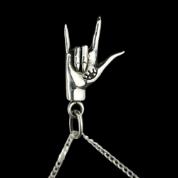 Collection of ASL Pendentif main en argent Je t'aime in a gallery layout