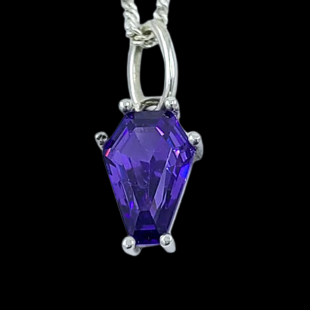 Collection of Pendentif Cercueil Violet Magique in a gallery layout