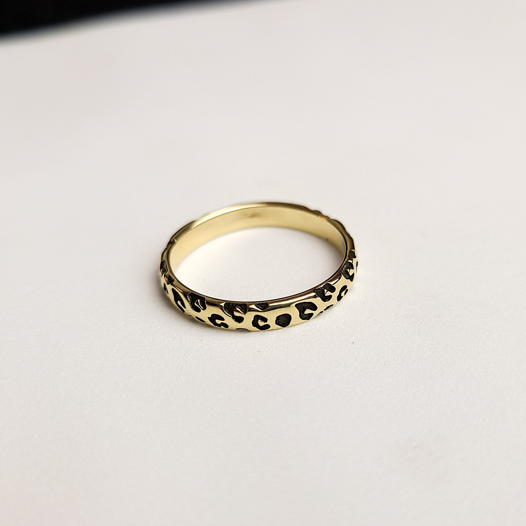 Yellow Gold Leopard Print Ring 10K - 14K