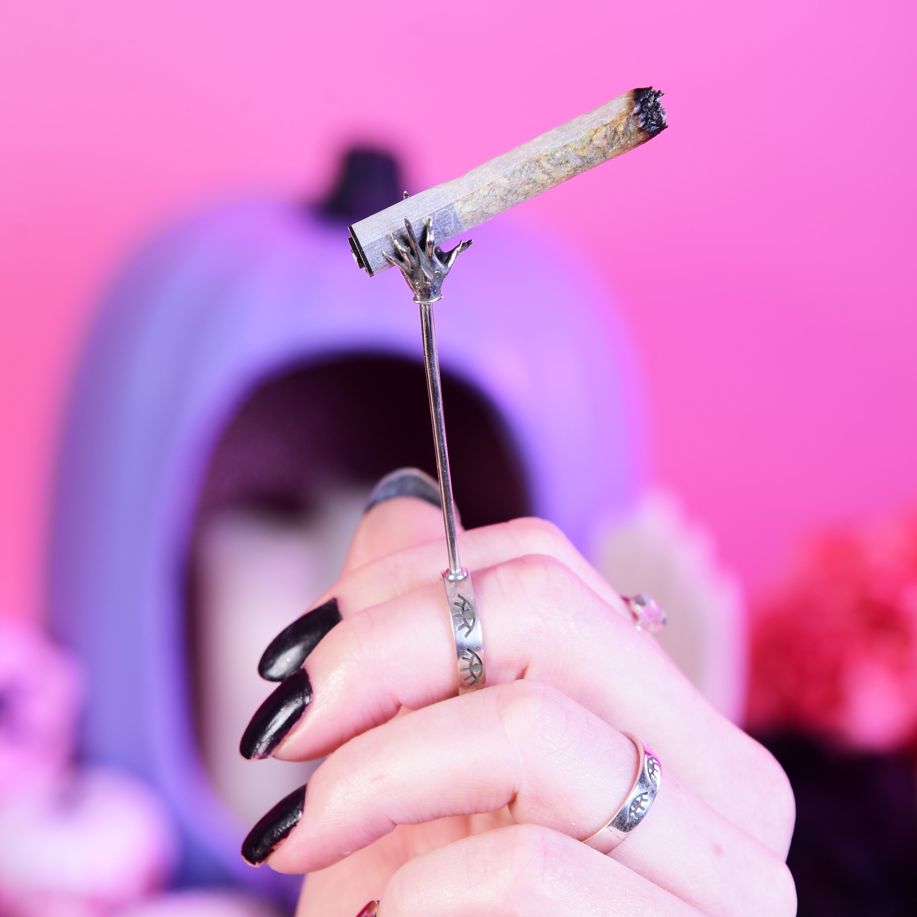 Collection of Queen of Hell Sceptre Cigarette Blunt Holder Ring in a gallery layout