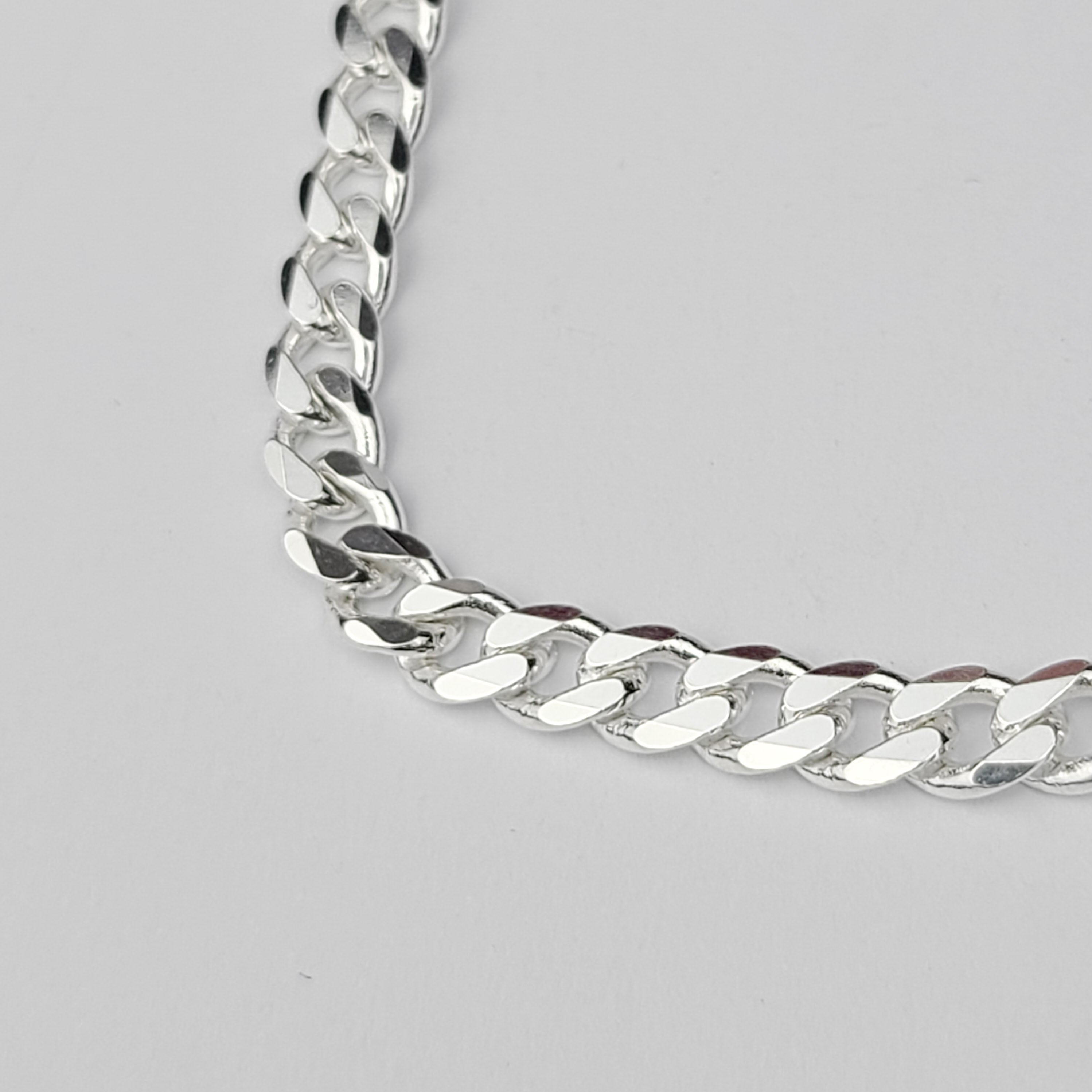 Collection of Heavy 5.4mm Flat Curb Chain in a gallery layout