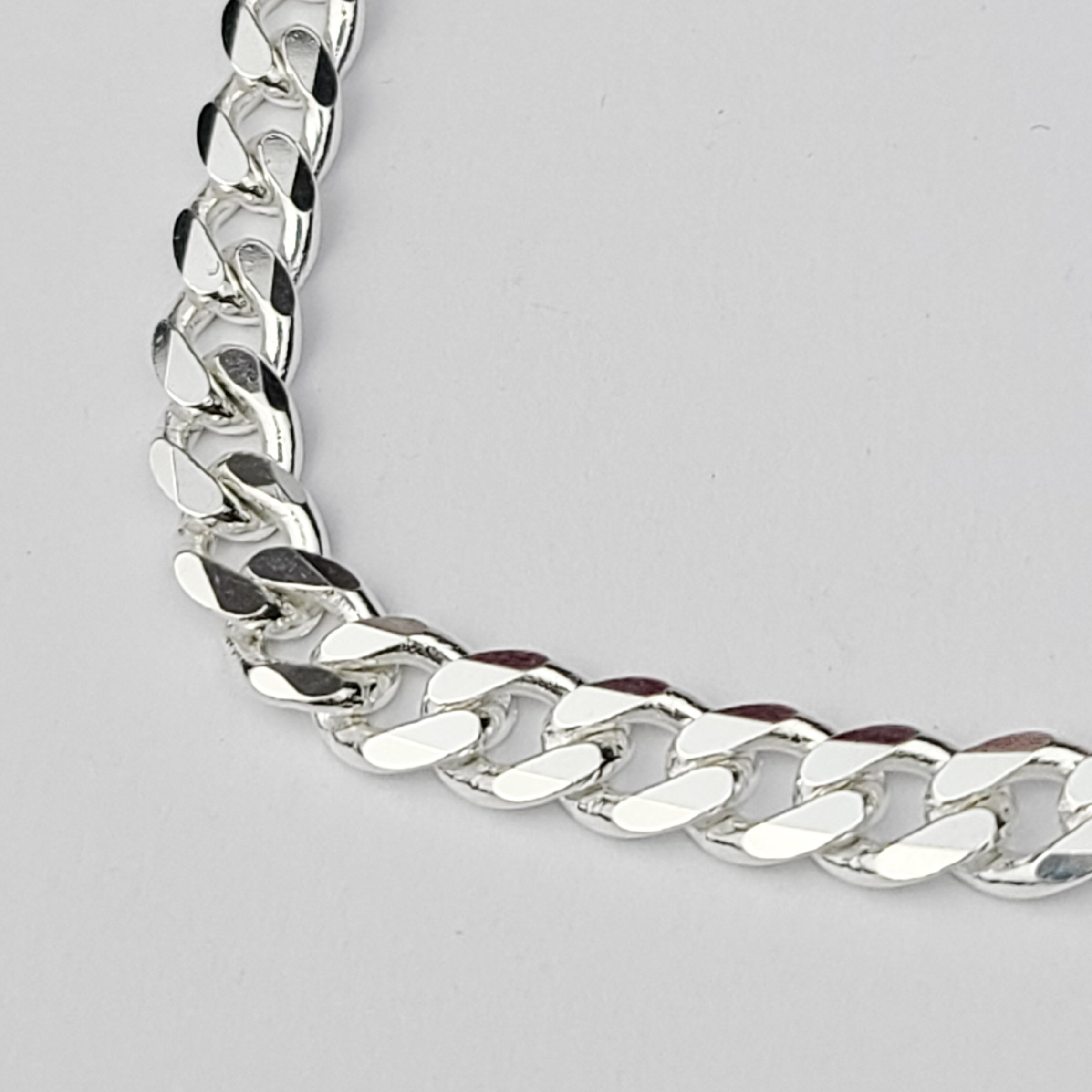 Collection of Heavy 5.4mm Flat Curb Chain in a gallery layout