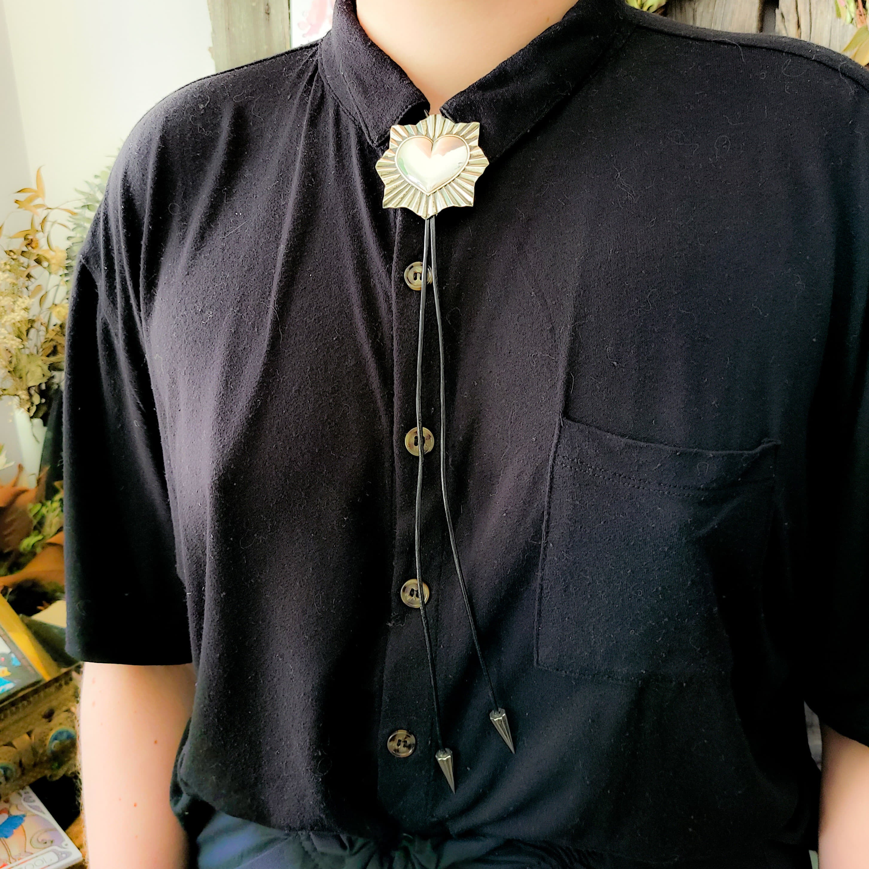 Vintage Bolo Bolo Bow Tie Set for Men and Women - Cowboy and Cowgirl Accessories with Necklace Chain
