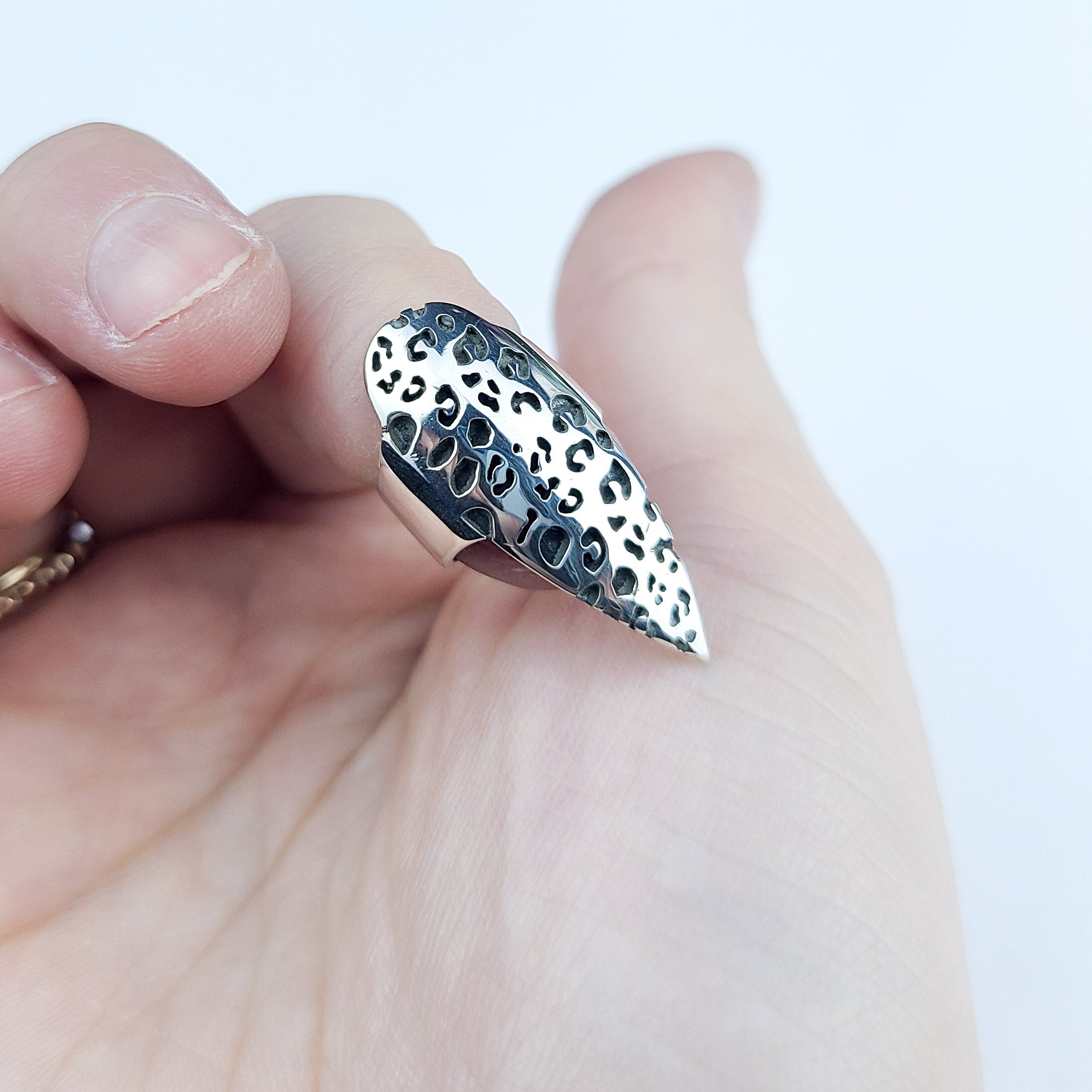 Leopard Print Stilletto Claw Finger Tip Ring