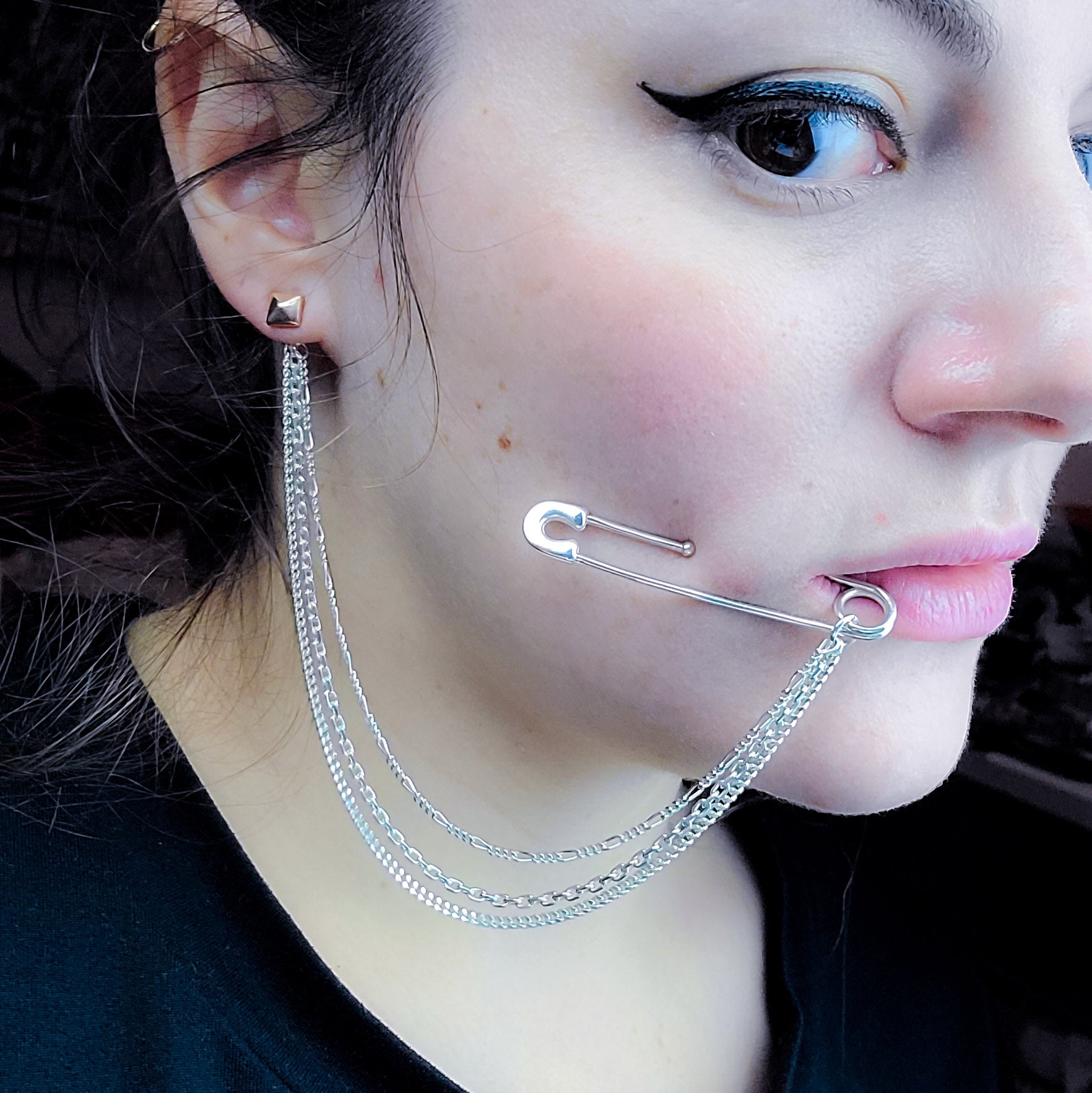 Travelwant Body Jewelry Fake Septum Ring Non Piercing Nose Rings with Chain  Nose to Ear Chain with Tassel - Walmart.com