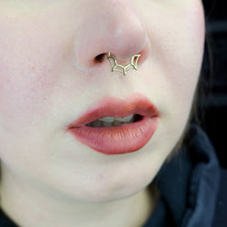 Collection of Septum en toile d'araignée en or jaune 10K - 14K in a gallery layout