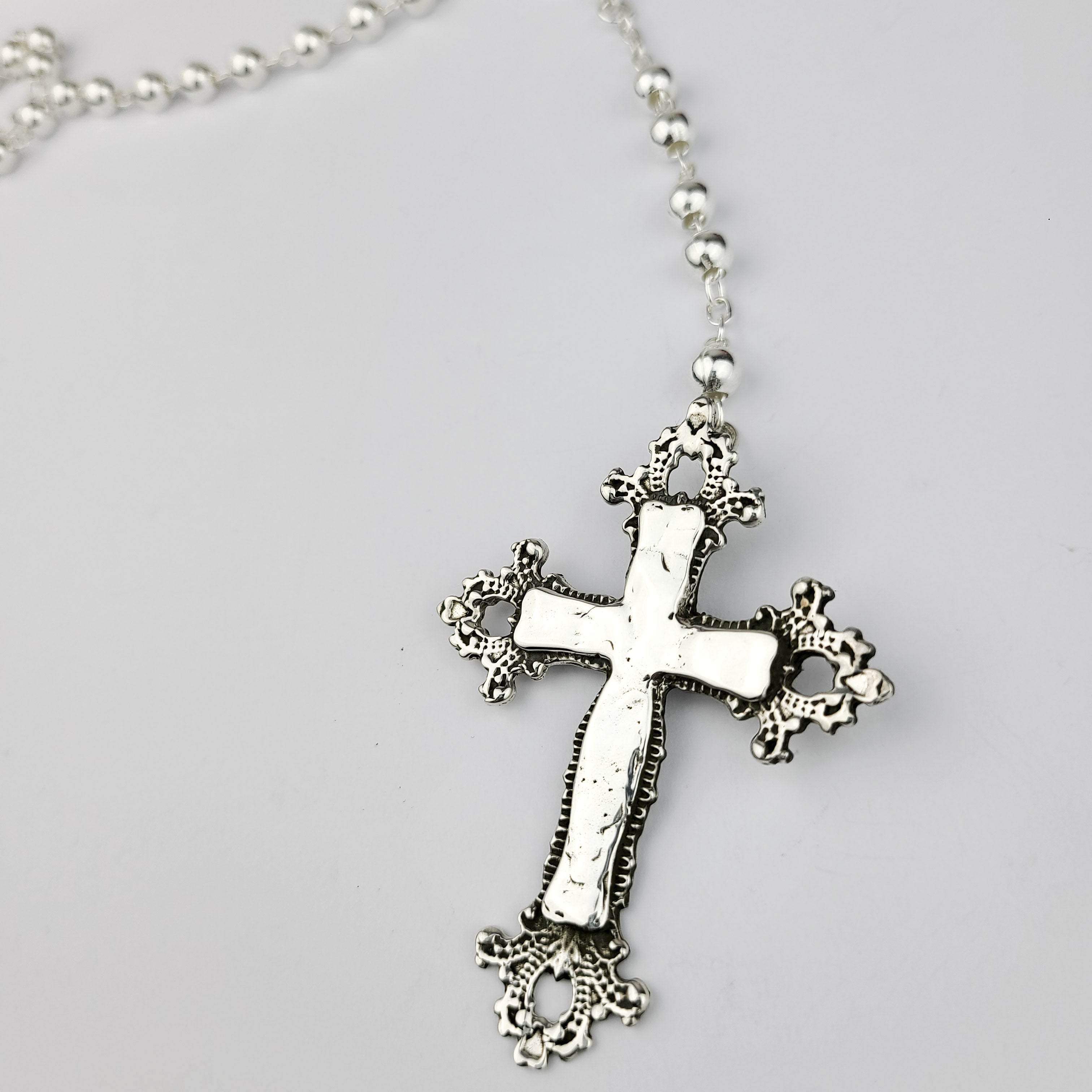 Collier chapelet massif croix baroque