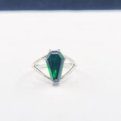 Collection of Bague Grand Cercueil Vert Absinthe in a gallery layout