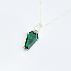 Collection of Pendentif Grand Cercueil Vert Absinthe in a gallery layout