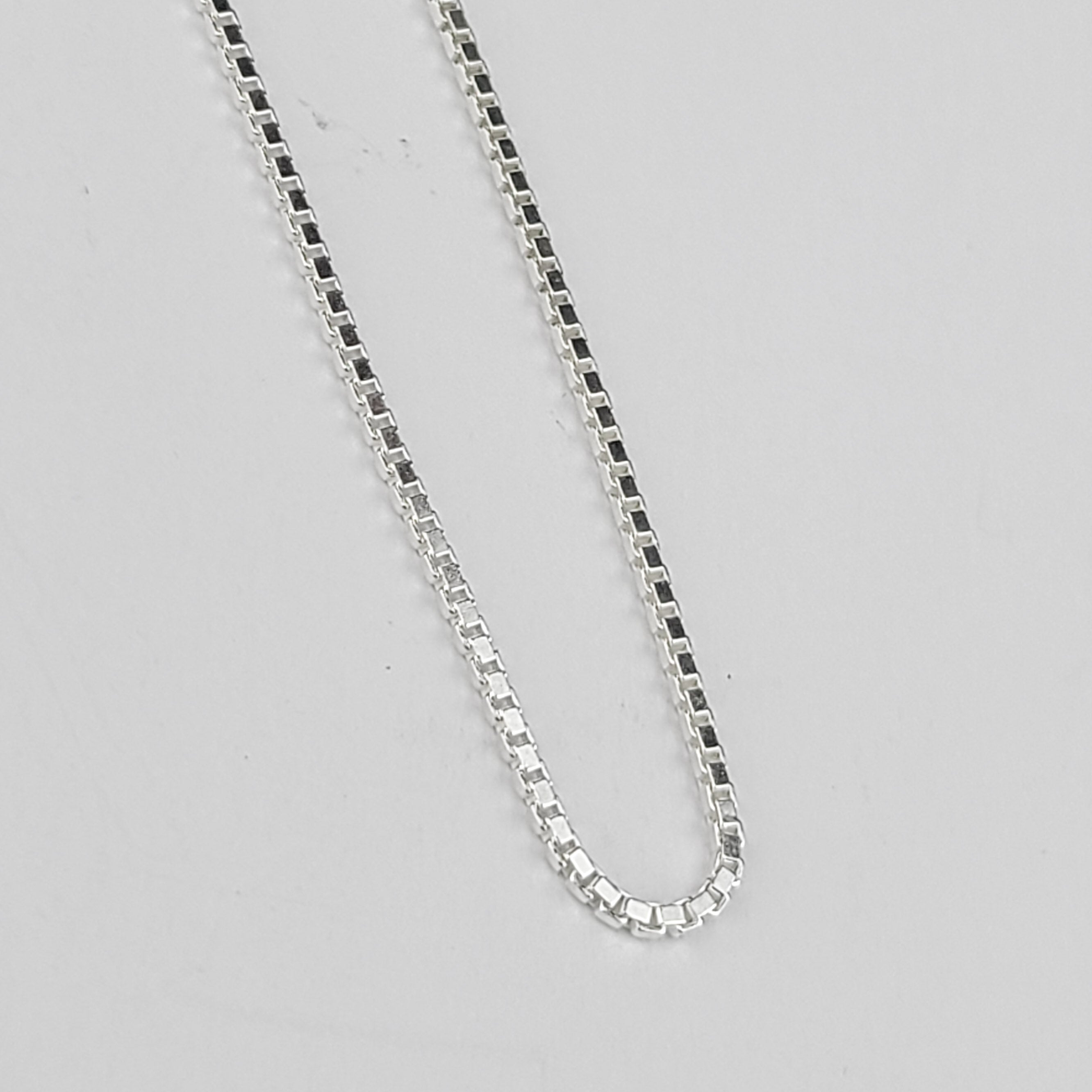 925 Sterling Silver 1mm Singapore Chain Necklace, 16” to 30”, with Ring  Clasp, for Women, Girls, Unisex - Walmart.com