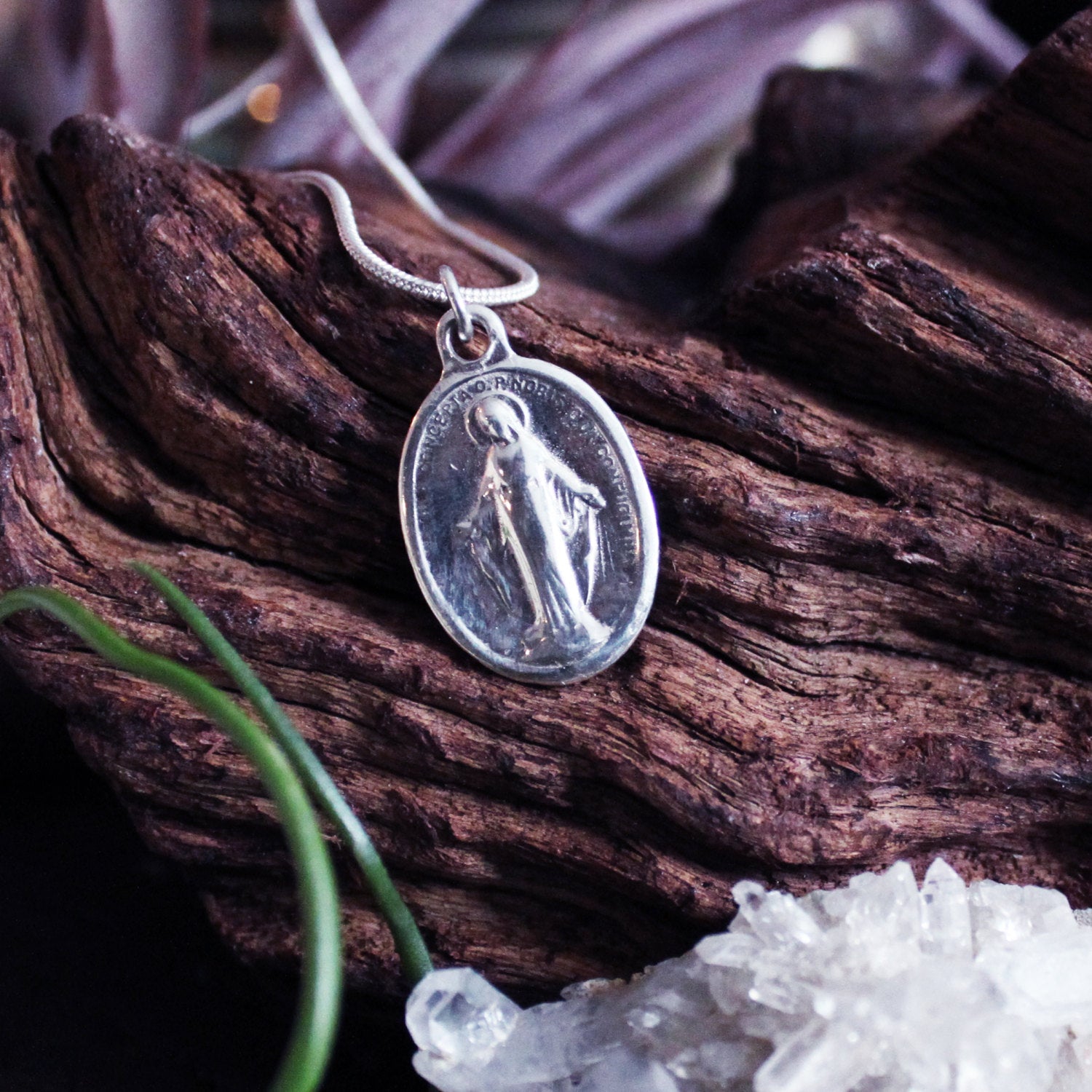 Silver Virgin Mary Pendant — Inchoo Bijoux