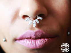 Collection of Statement Septum Piercing - Inchoo Bijoux in a gallery layout