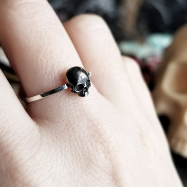 Tiny Silver Skull Ring Stackable - Inchoo Bijoux