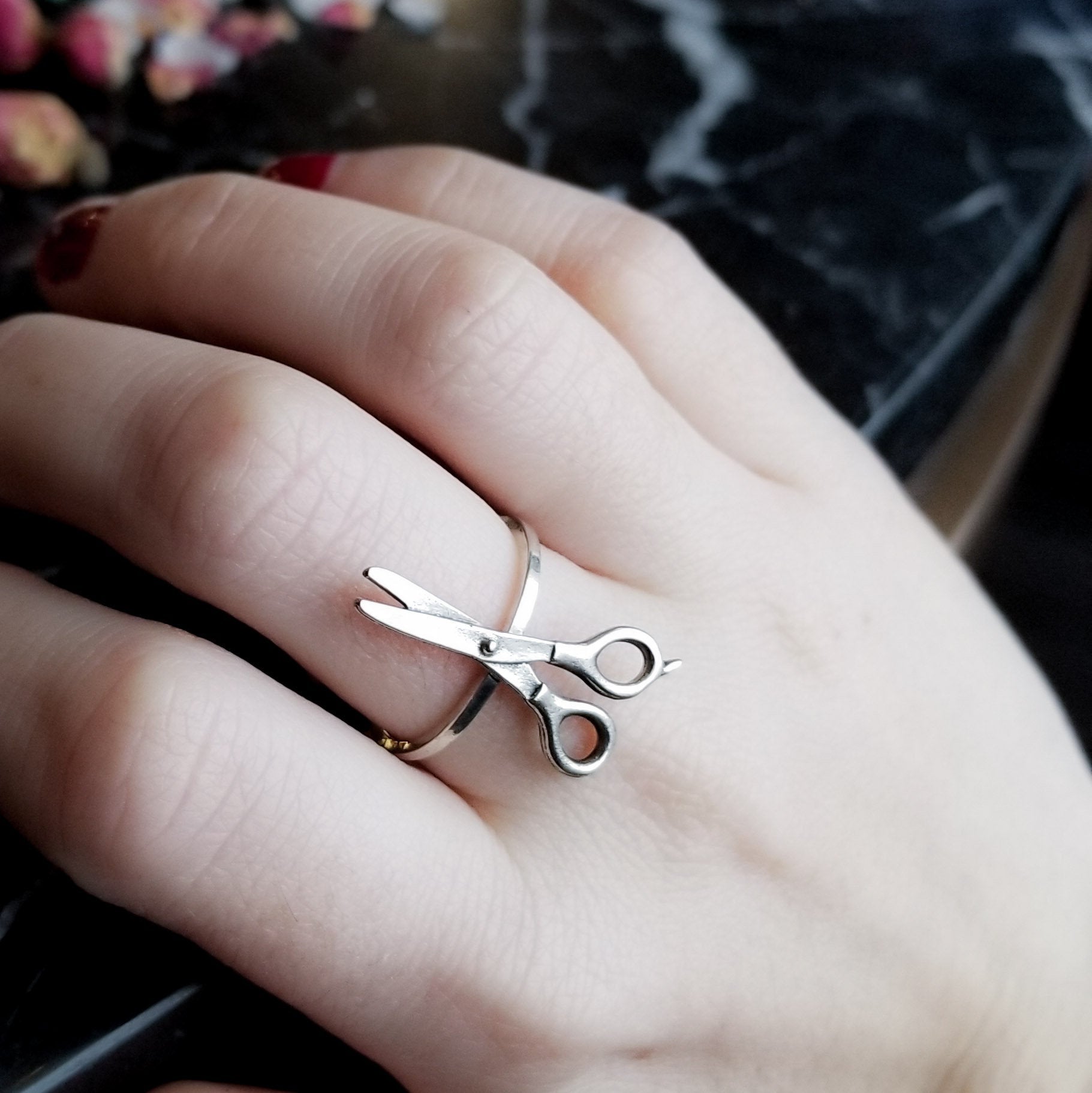 Collection of Scissors Ring-Ring-Inchoo Bijoux-Inchoo Bijoux in a gallery layout