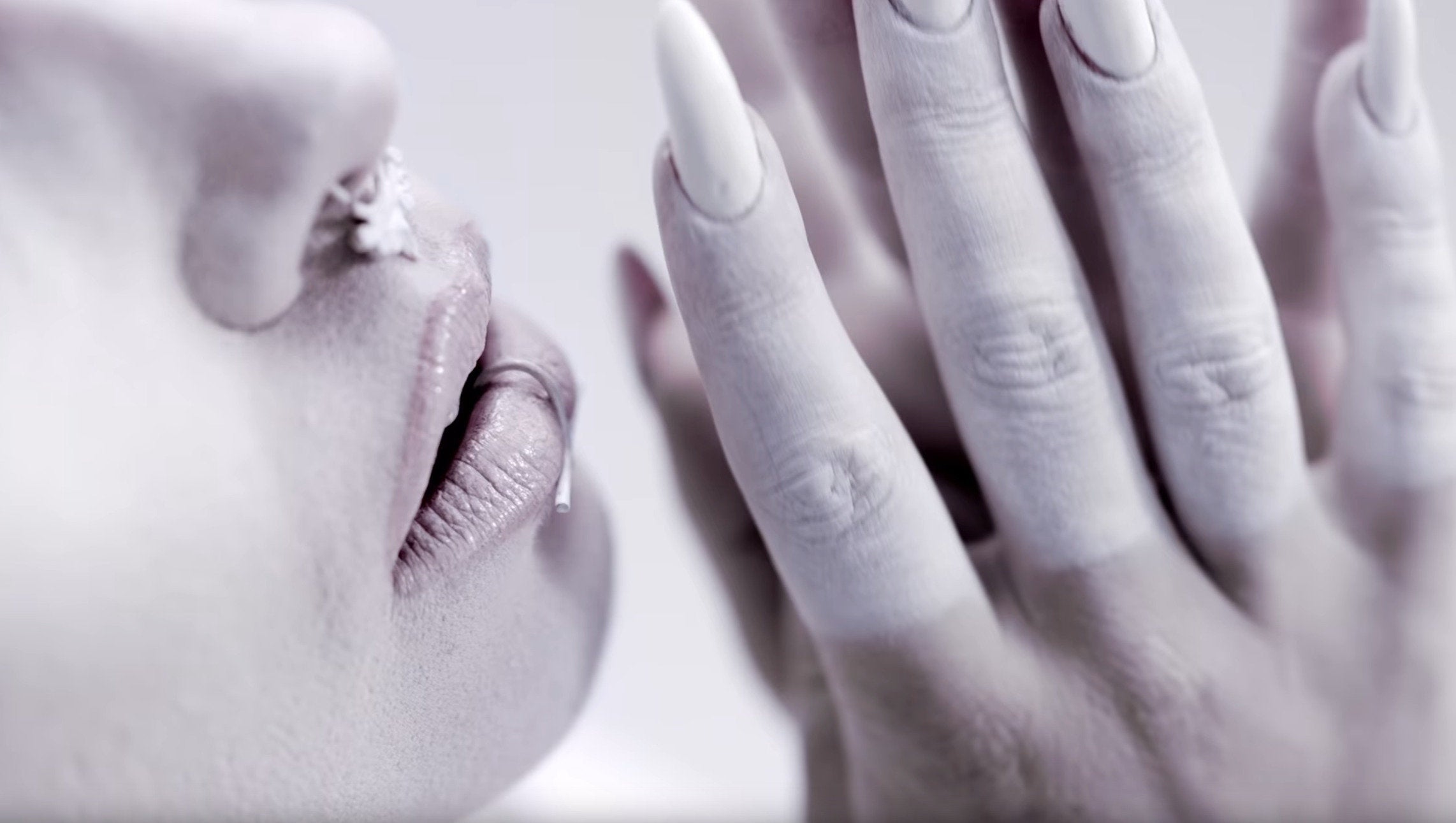 Fake Lip Ring Featured in Kerli Savages Video Clip - Inchoo Bijoux