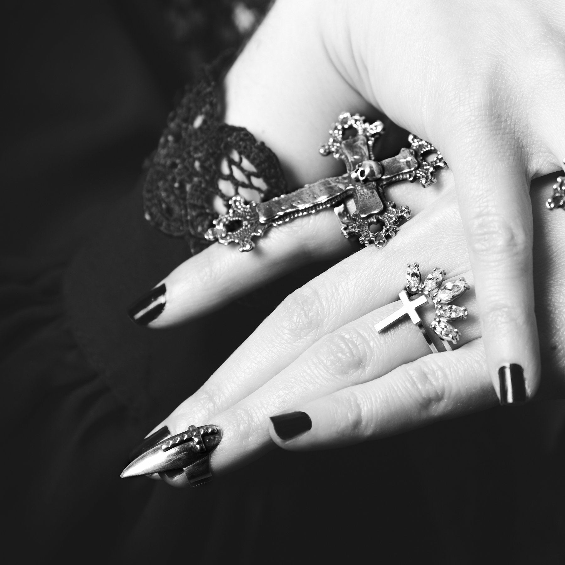 Collection of Big Baroque Skull Ring - Inchoo Bijoux in a gallery layout