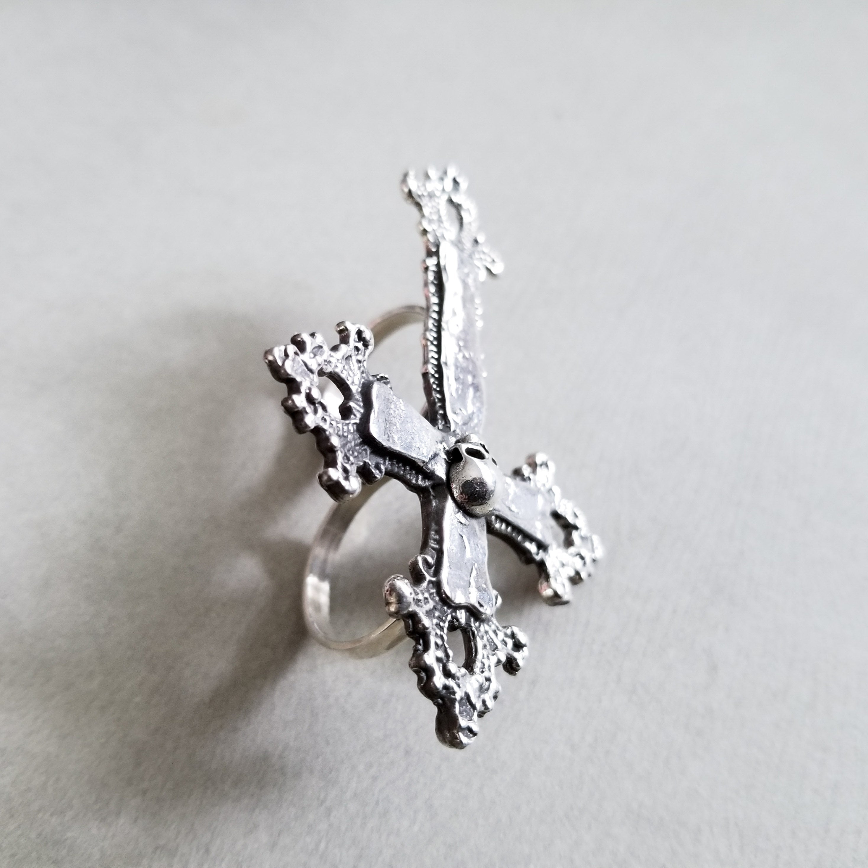 Big Unisex 2 Finger Skull Baroque Cross Ring - Inchoo Bijoux