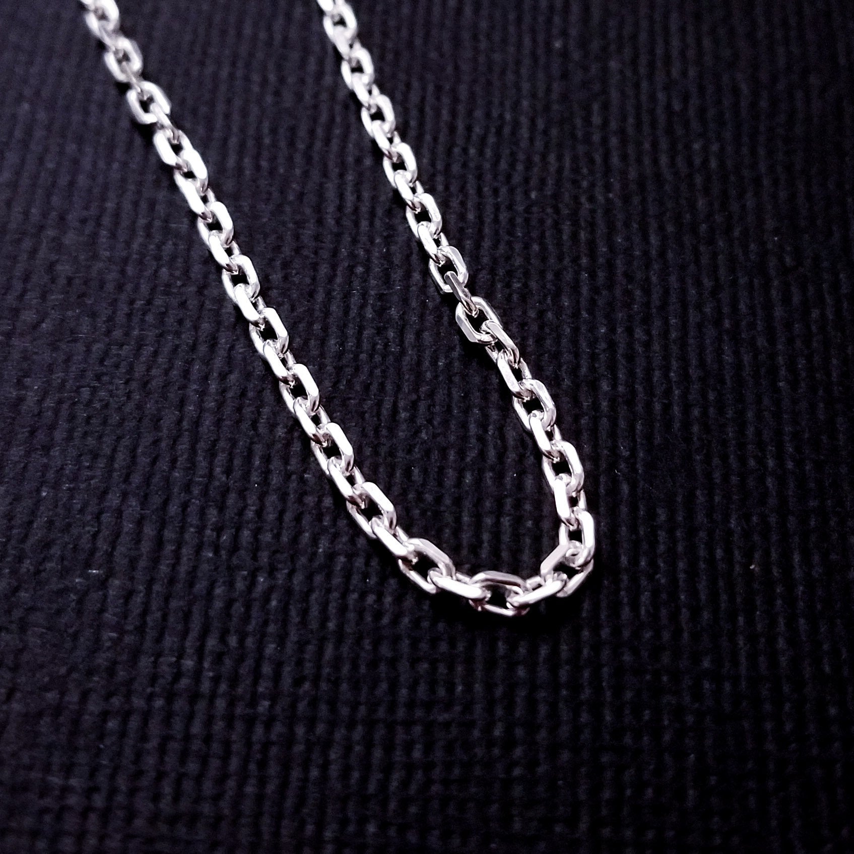 Collection of Sterling Silver 2.4 mm Cable Chain Style - Inchoo Bijoux in a gallery layout