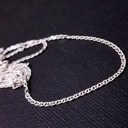 Collection of Sterling Silver Flat Mariner 2.3mm Chain - Inchoo Bijoux in a gallery layout