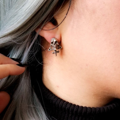 Unisex Victorian Skull and Lace Earrings - Inchoo Bijoux
