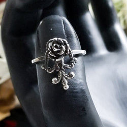 Collection of Victorian Rose and Lace Ring-Ring-Inchoo Bijoux-Inchoo Bijoux in a gallery layout