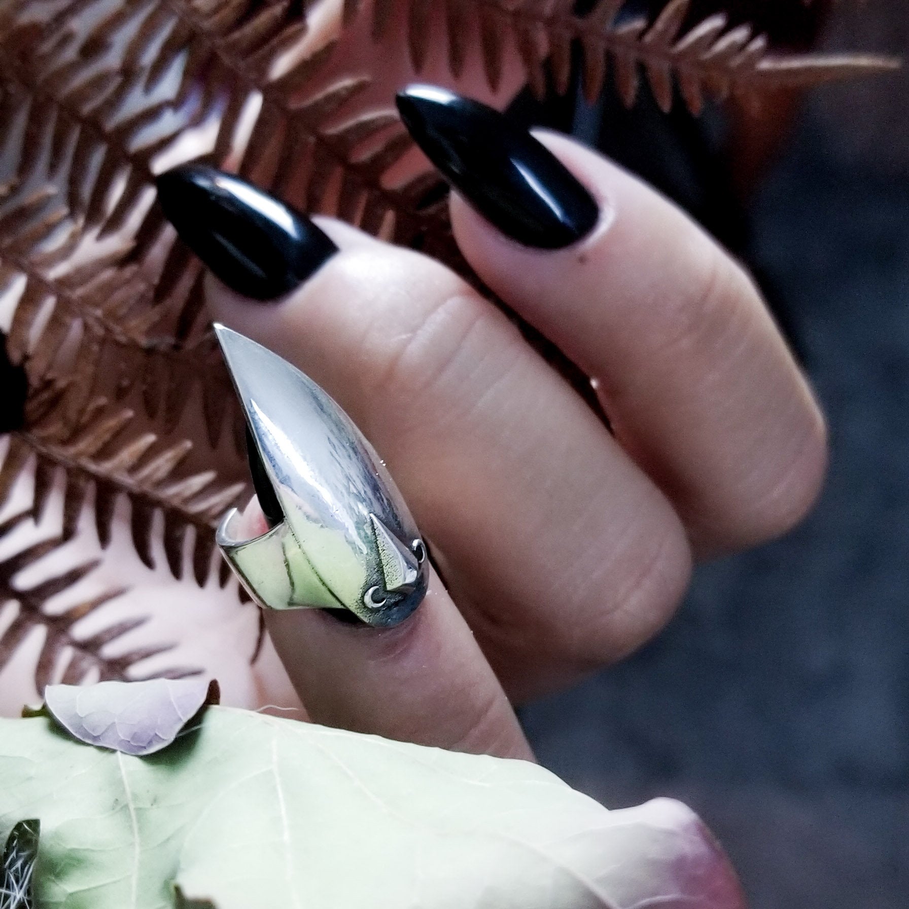 Collection of Inchoo Bijoux Stiletto Claw Ring - Inchoo Bijoux in a gallery layout