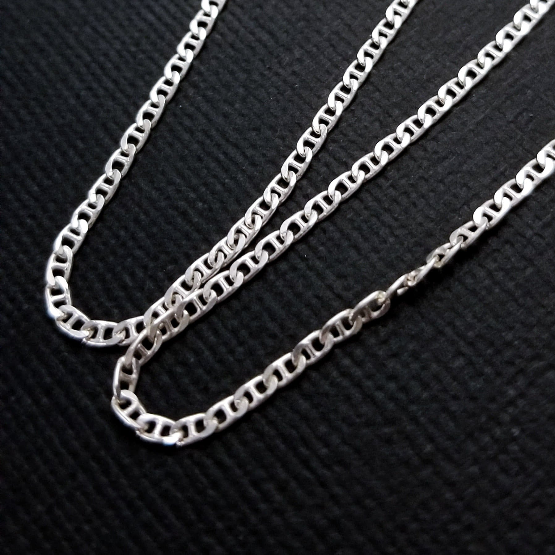 Collection of Sterling Silver Flat Mariner 2.3mm Chain - Inchoo Bijoux in a gallery layout