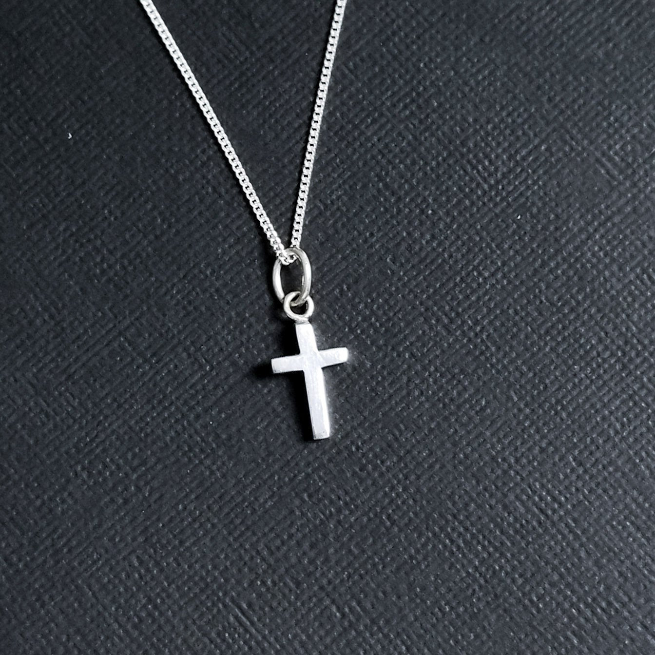 Tiny Silver Cross Pendant - Inchoo Bijoux