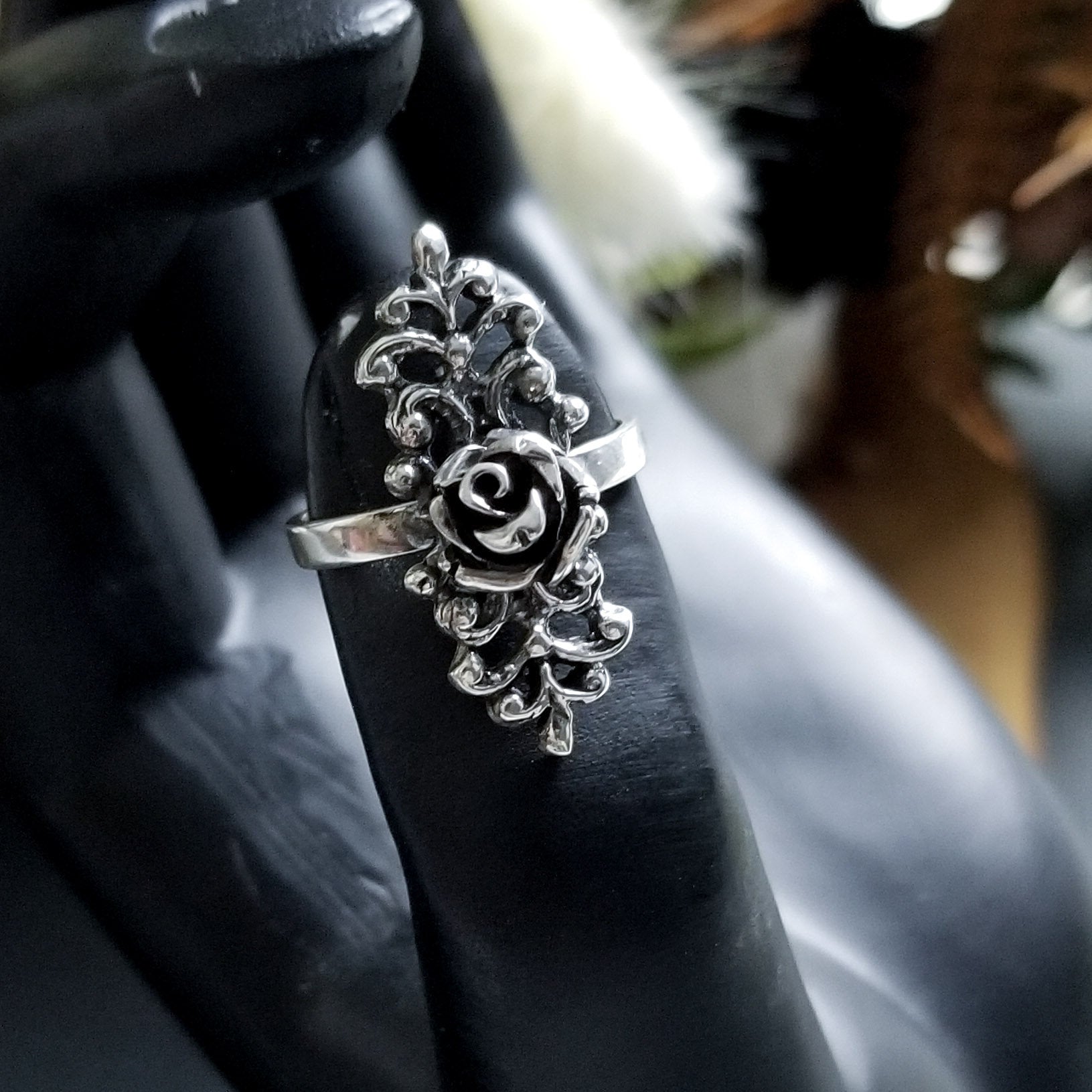 Silver Gothic Rose Ring with Lace-Ring-Inchoo Bijoux-Inchoo Bijoux